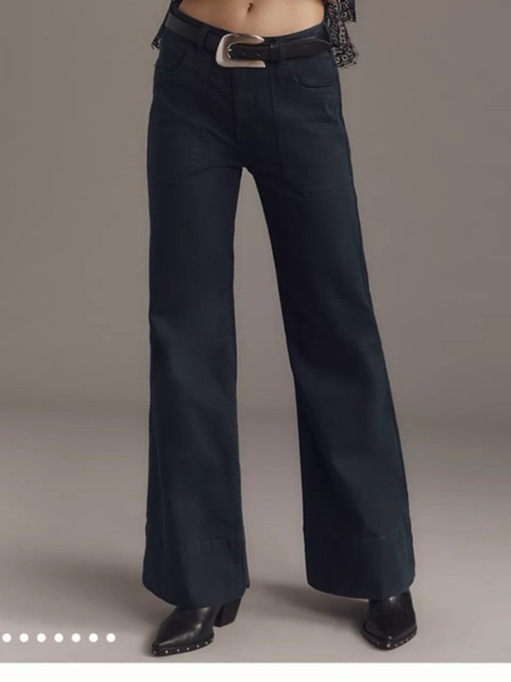 NWT Size 25 - The Rylan Relaxed High-Rise Flare pants by Pilcro (NWT US$ 138)